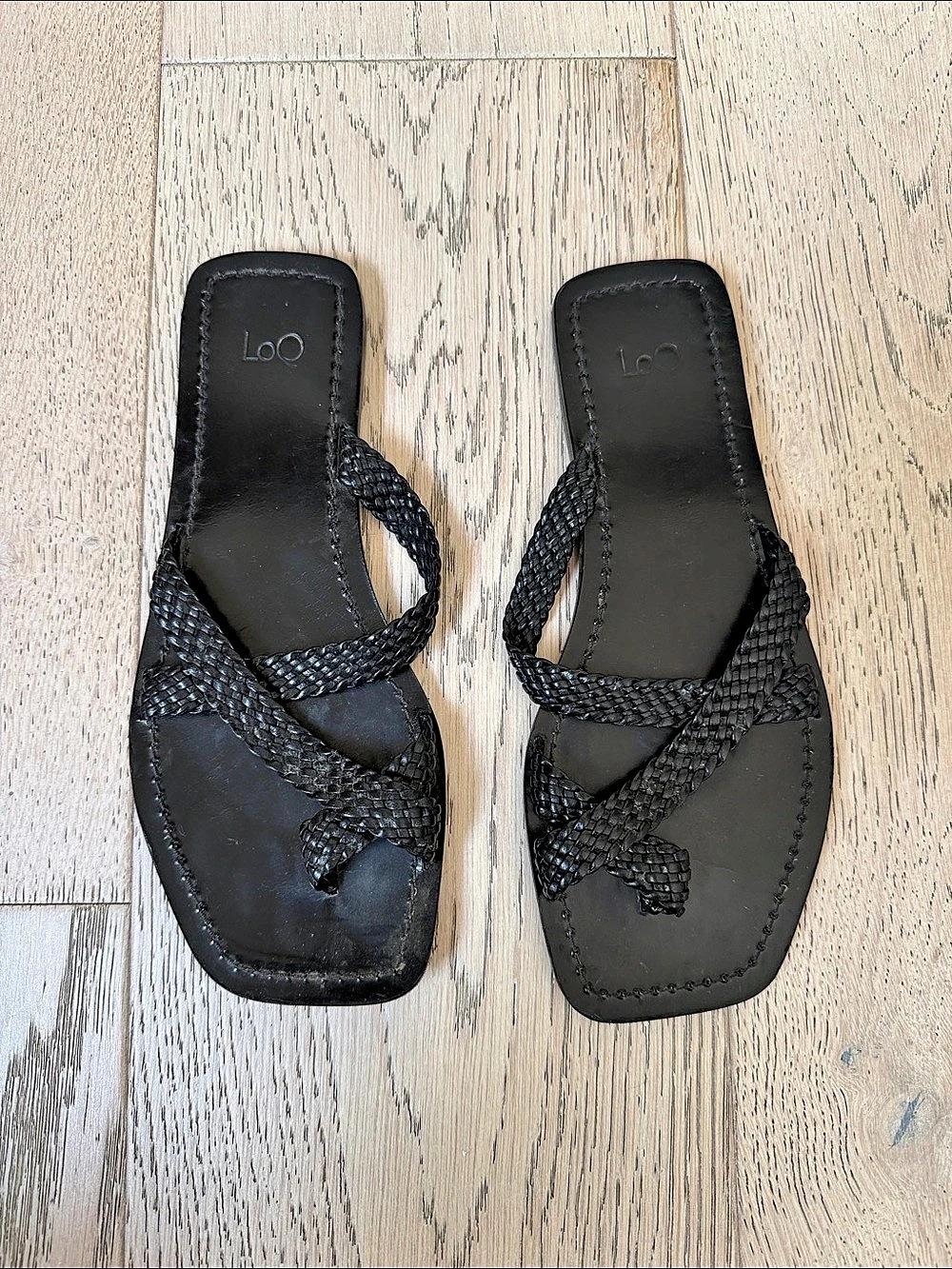 LOQ Black Woven Flat Sandals